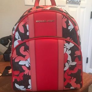 Authentic Micharl Kors Abbey